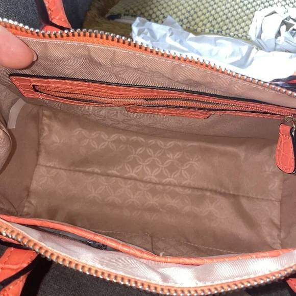 Dana Buchman handbag with detachable shoulder strap - Picture 7 of 13